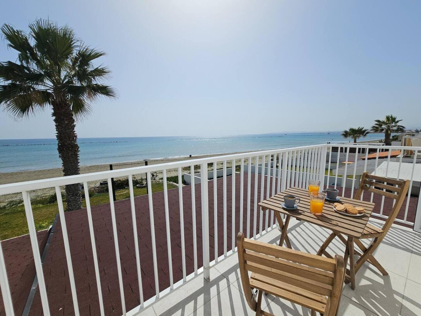 Ammos Beachfront Villa Paradise Larnaca Exteriér fotografie